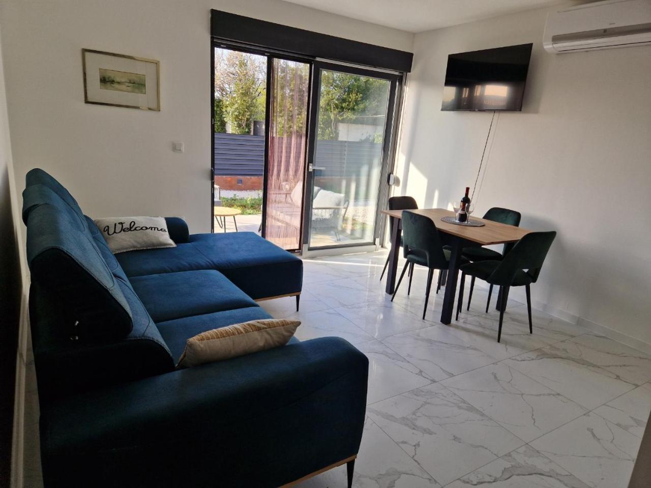 Relaxsea Apartman *